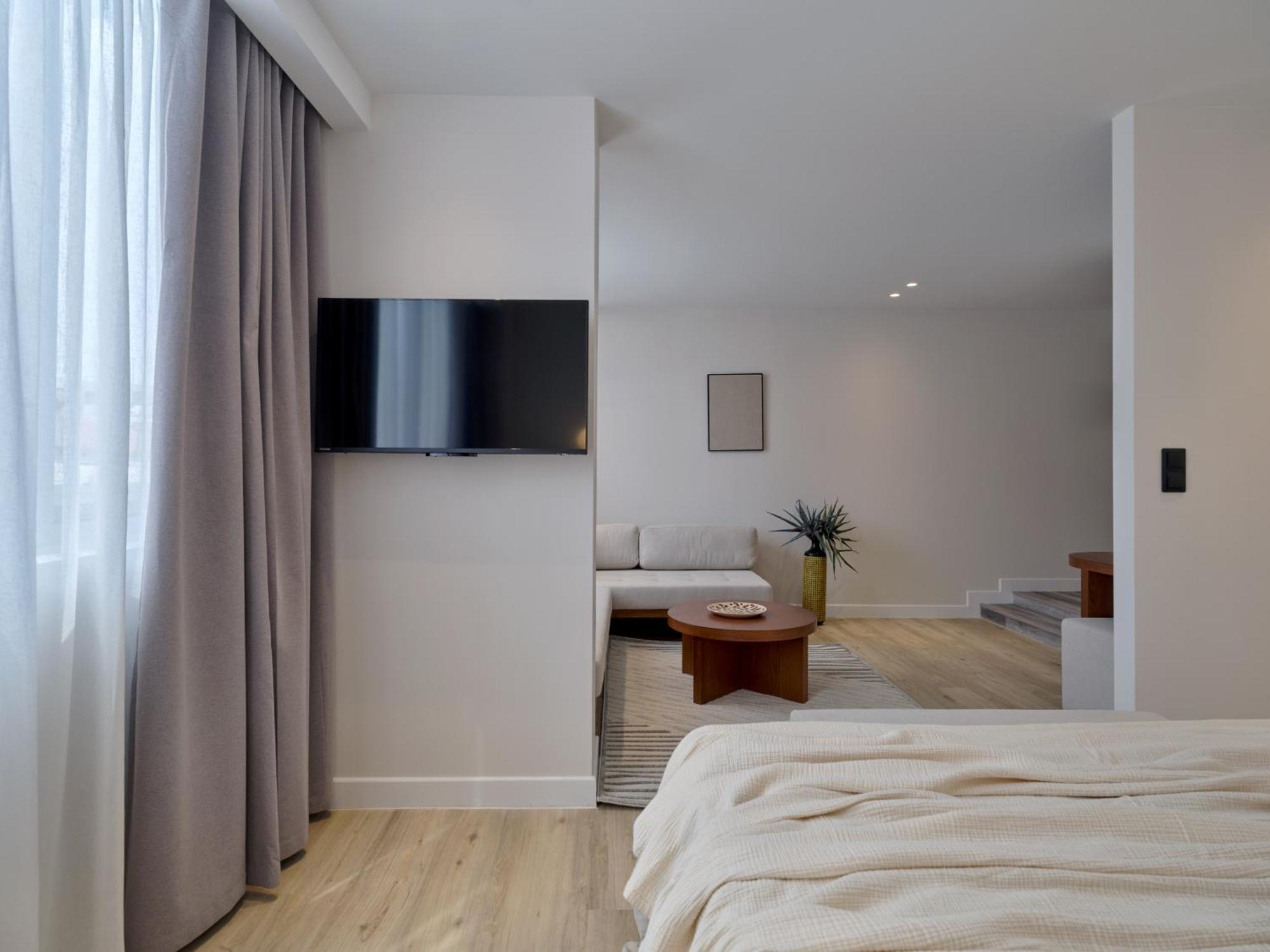 Haya Athens Loftie Suites Esterno foto